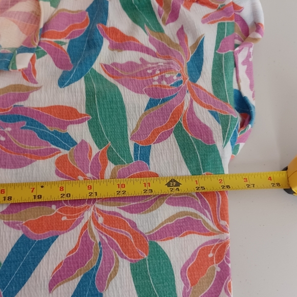 Lane Bryant Colorful Bloomcore Floral Sz 18/20 Short-Sleeve Blouse - Picture 8 of 11